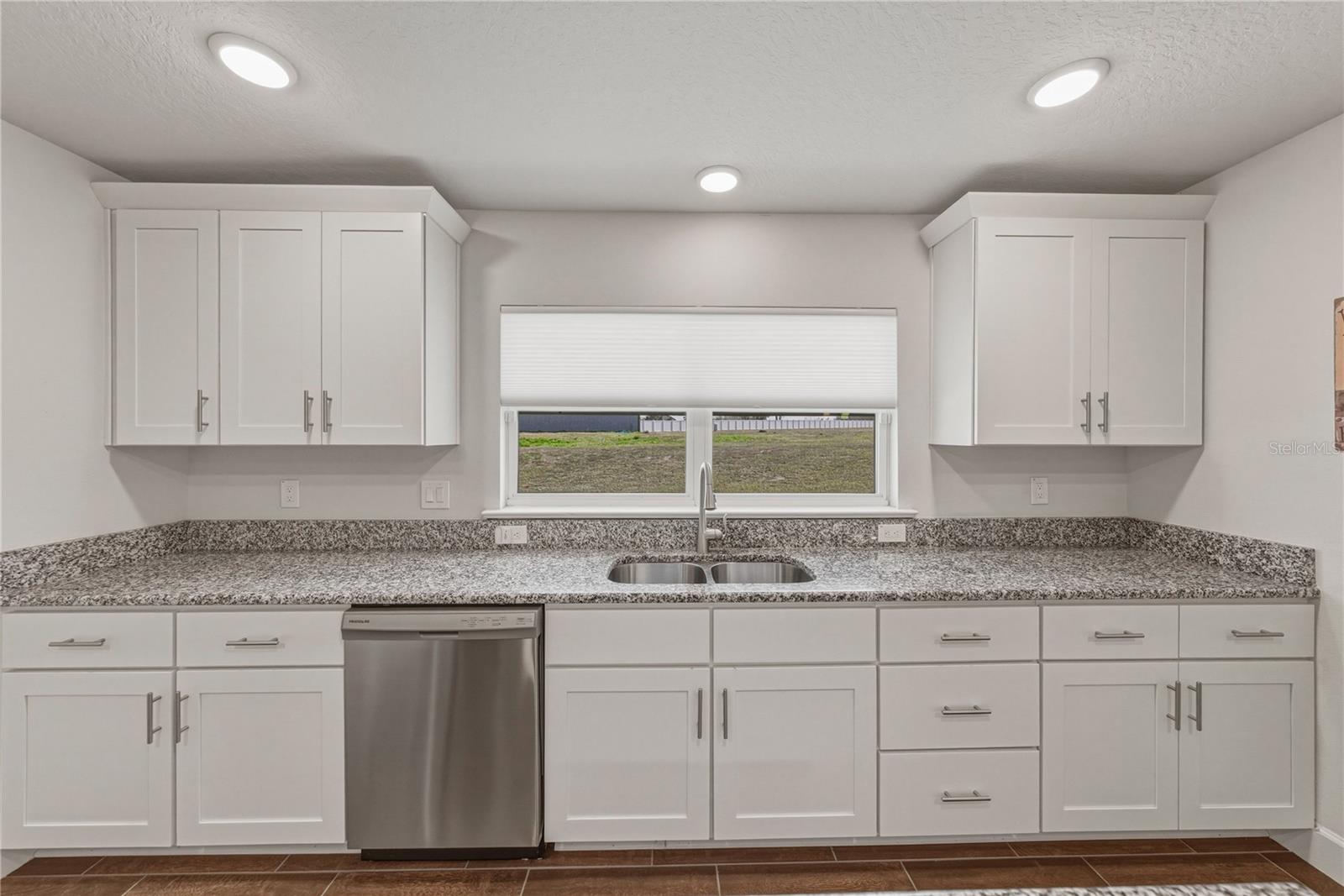 TARA OAKS PLANTATION - Residential