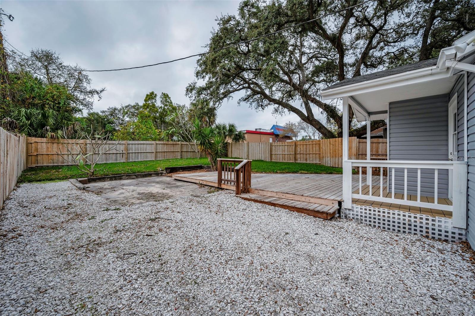 HARBOR VISTA - Residential