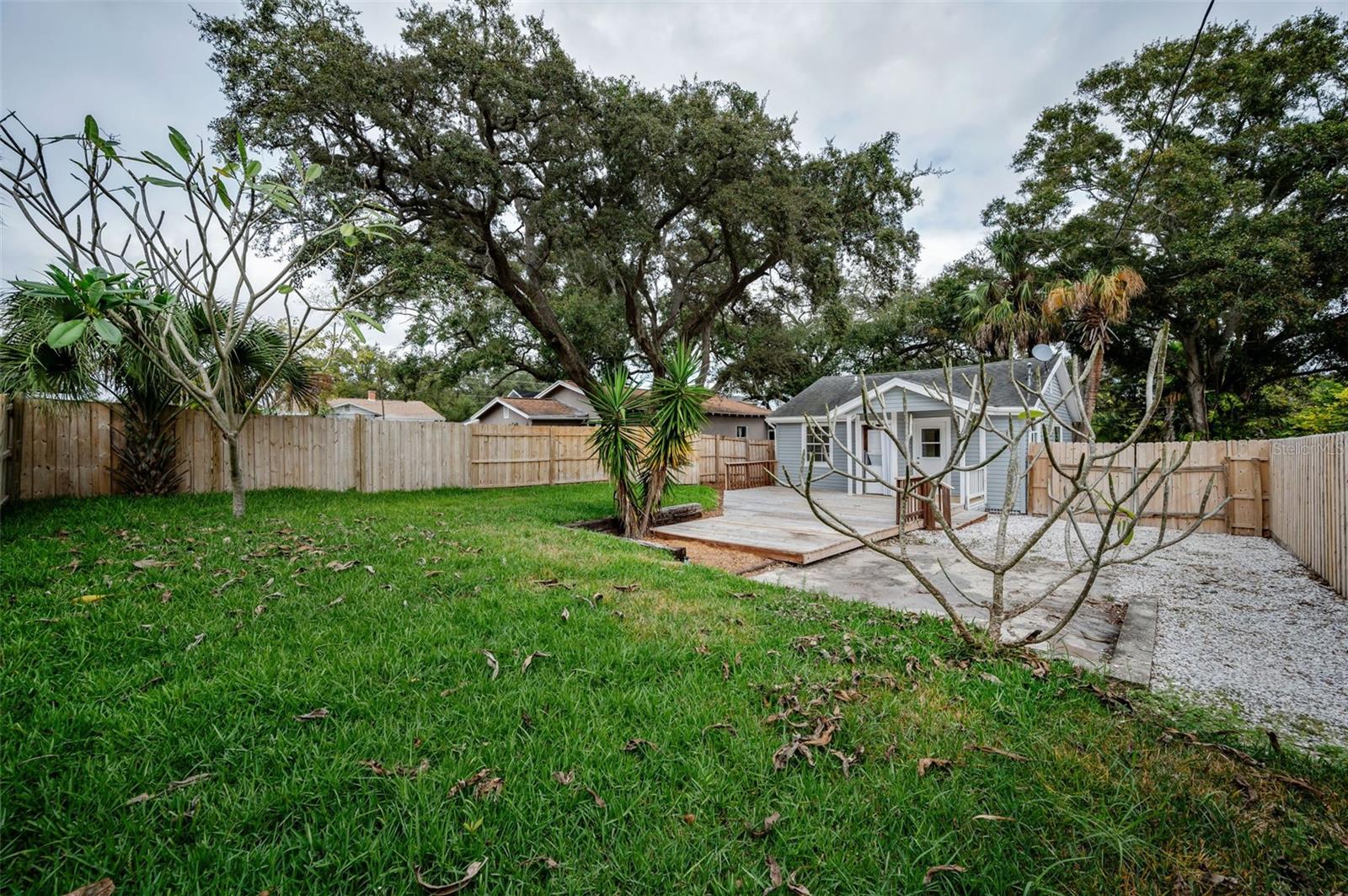 HARBOR VISTA - Residential