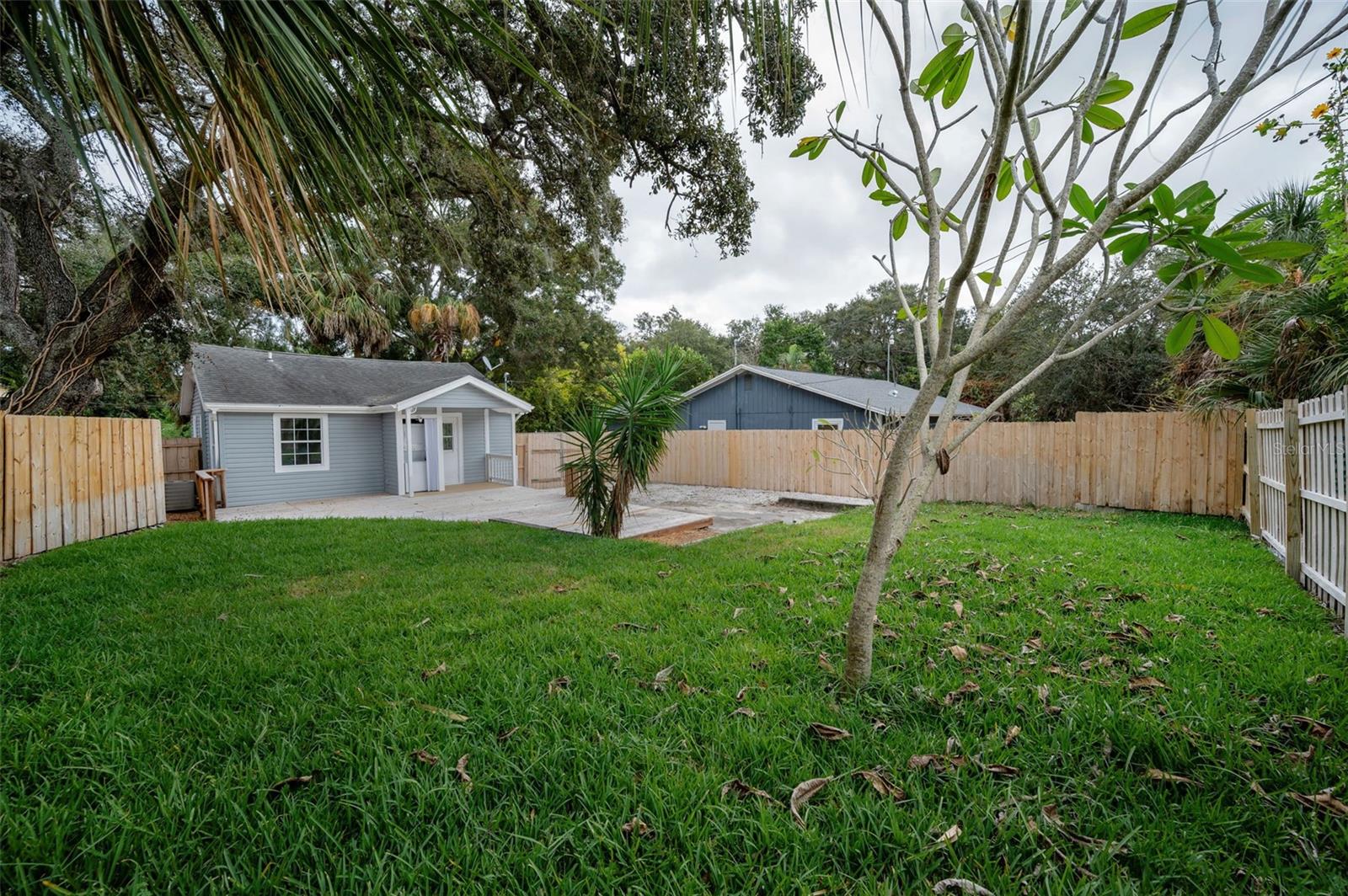 HARBOR VISTA - Residential