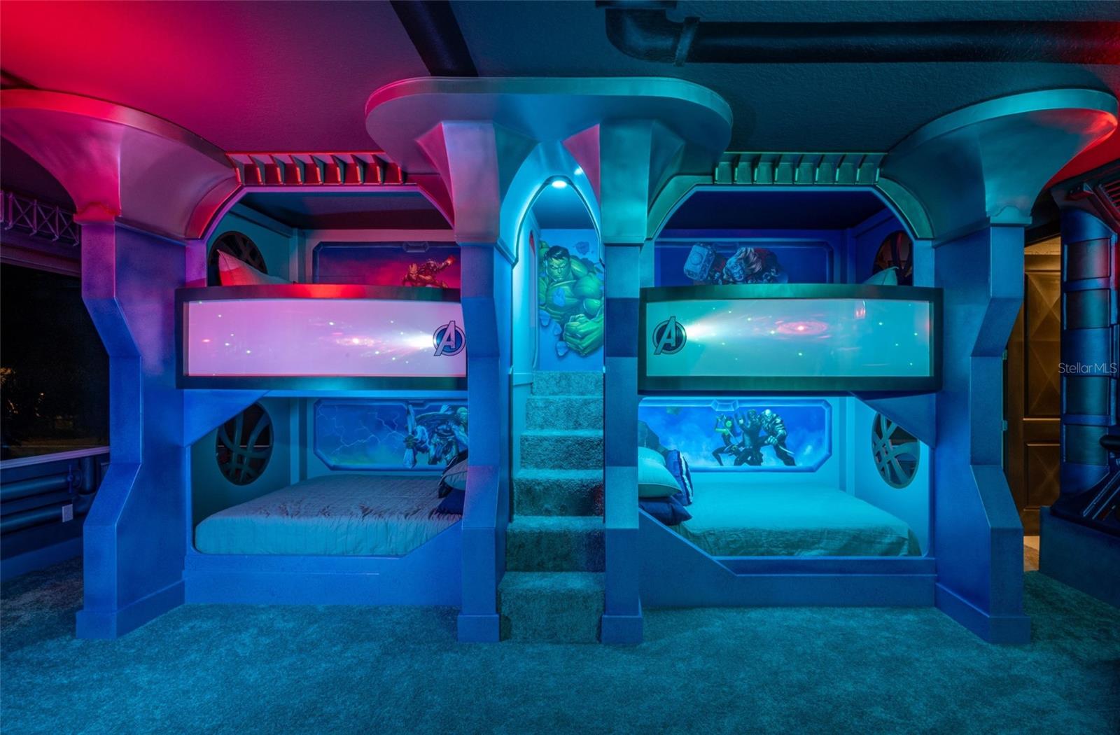 REUNION WEST VLGS NORTH - Residential