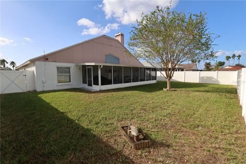 A home in WINTER HAVEN