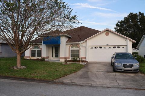 A home in WINTER HAVEN