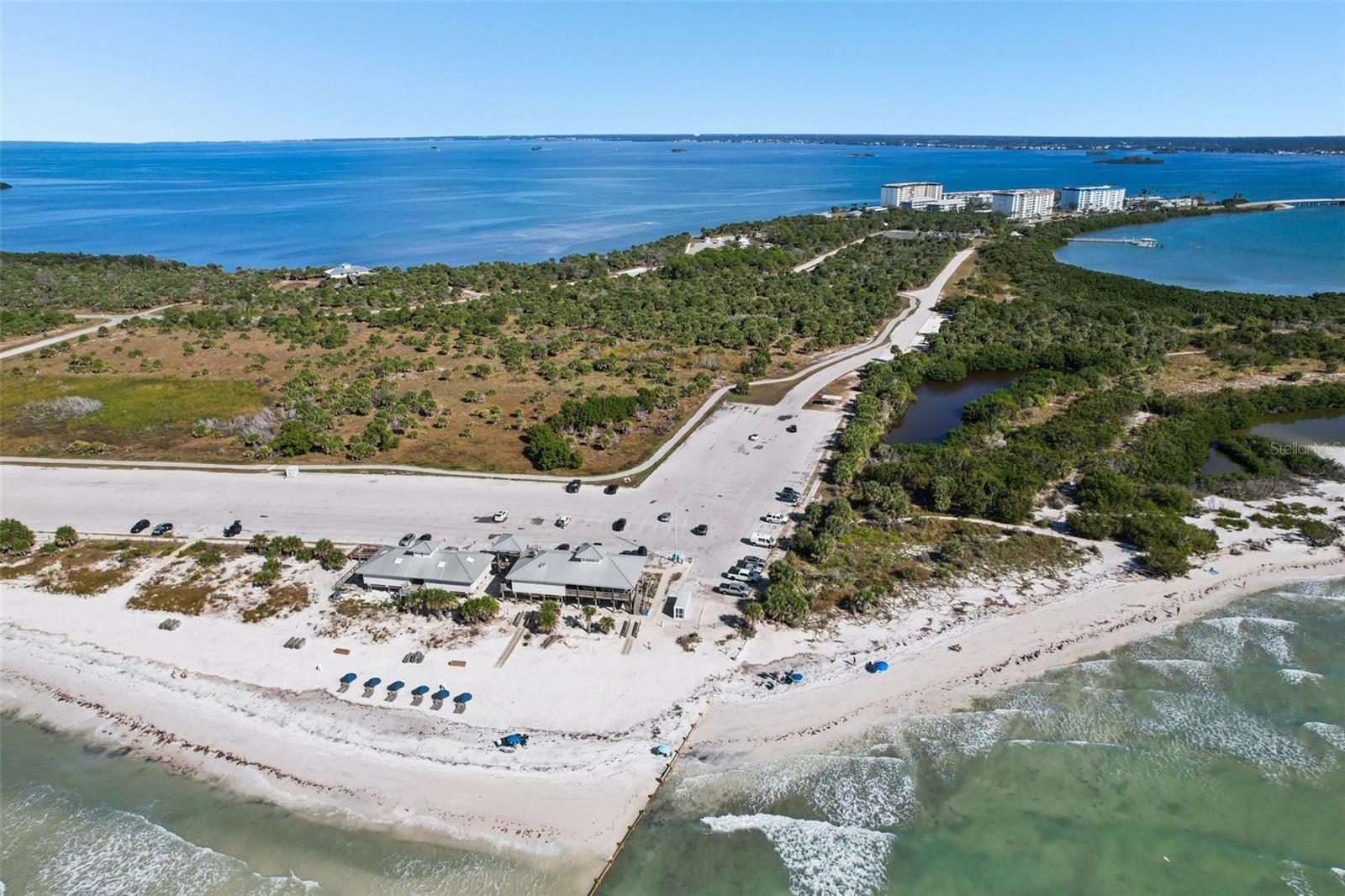 ROYAL STEWART ARMS 7 CONDO - Residential