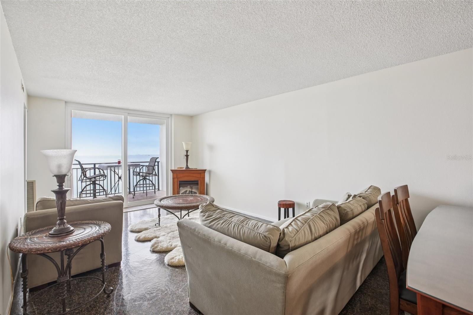 ROYAL STEWART ARMS 7 CONDO - Residential