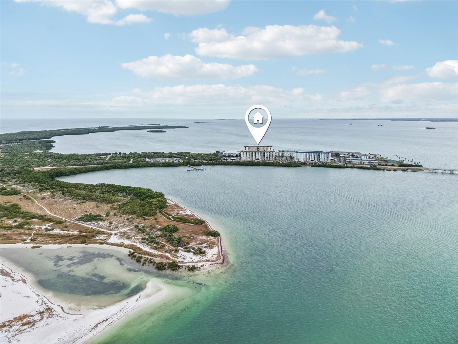 ROYAL STEWART ARMS 7 CONDO - Residential