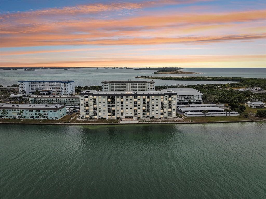 Photo of 9 Haig Place #704, Dunedin, FL 34698 (MLS # TB8455842)