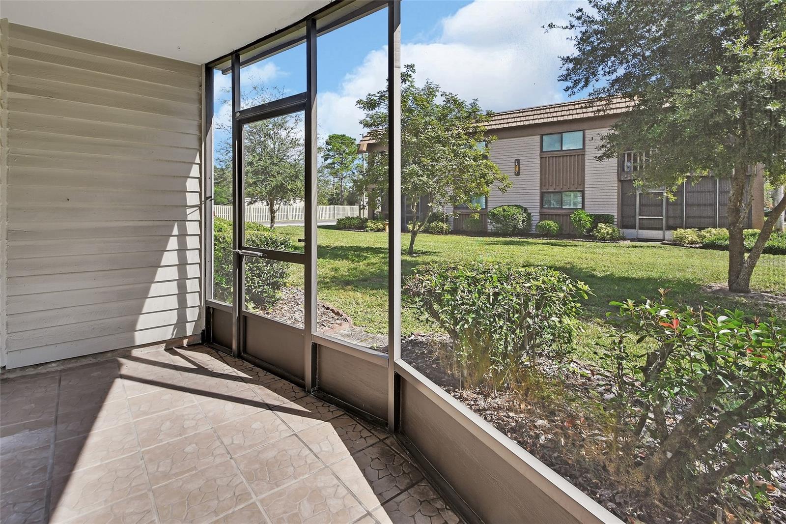 FOUR SEASONS DELAND PH 01-02 - Residential