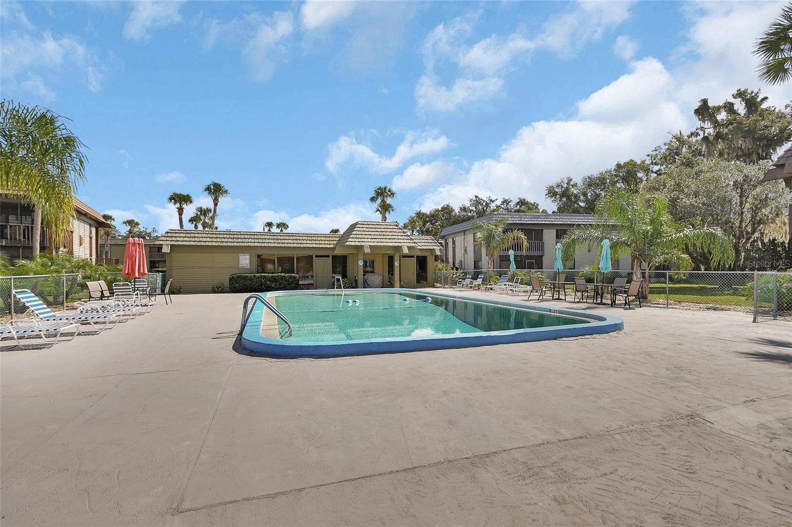 FOUR SEASONS DELAND PH 01-02 - Residential