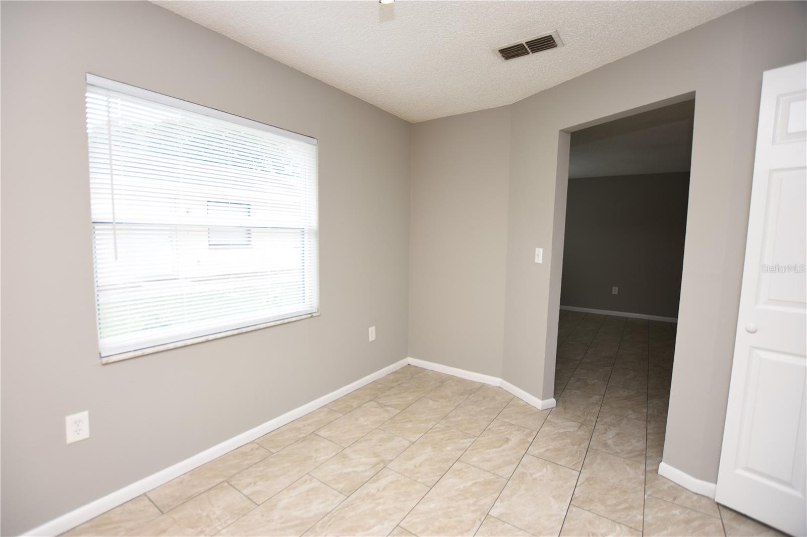 ACREAGE - Residential Lease