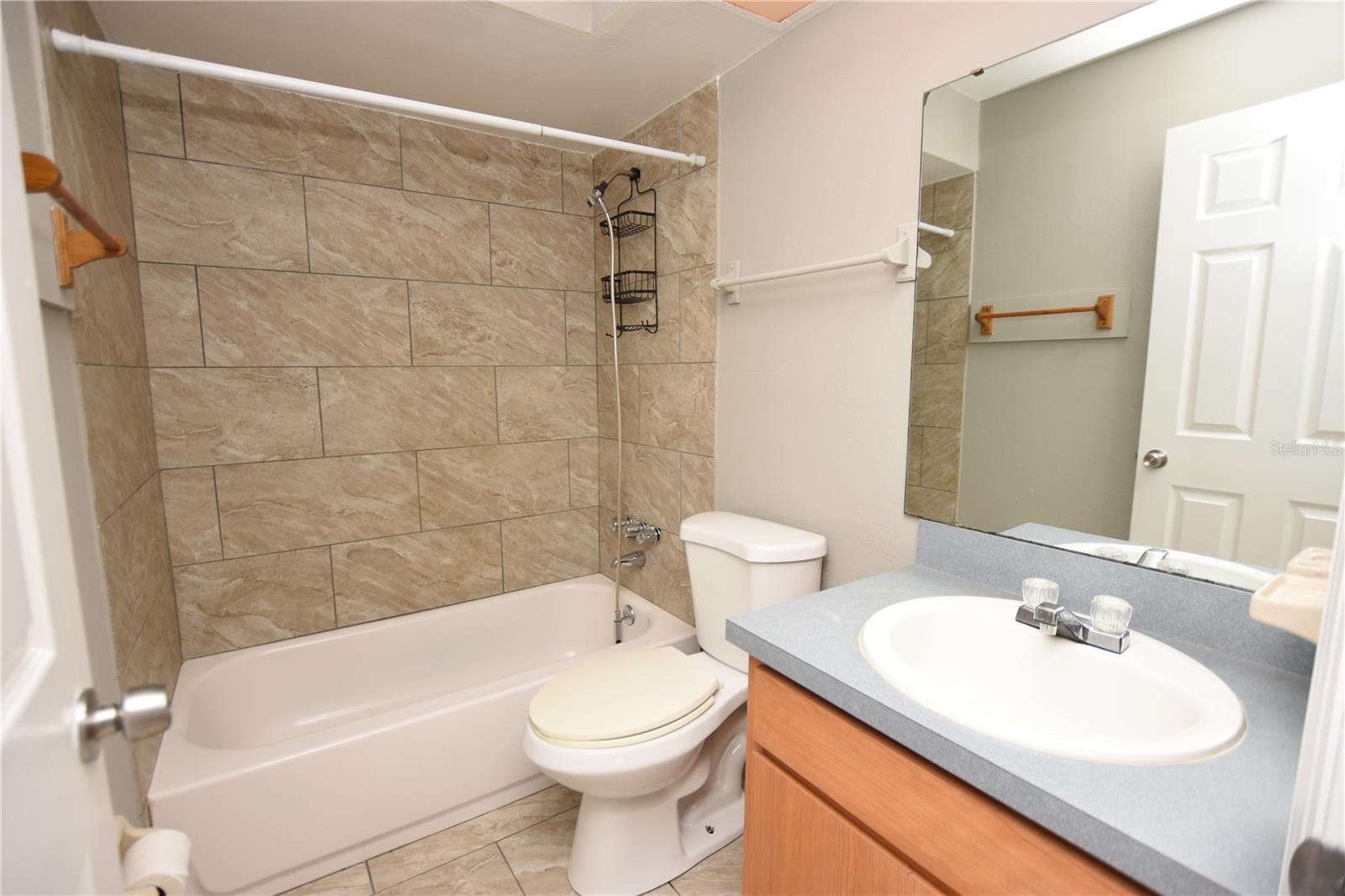 ACREAGE - Residential Lease