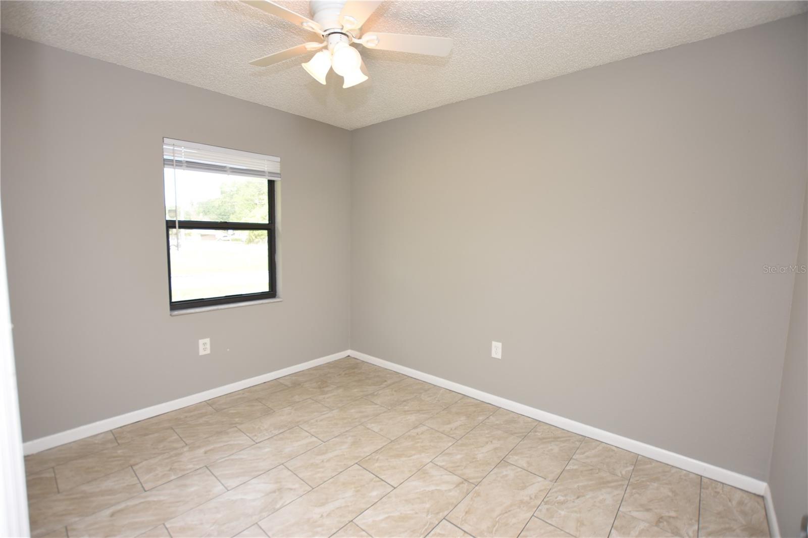 ACREAGE - Residential Lease