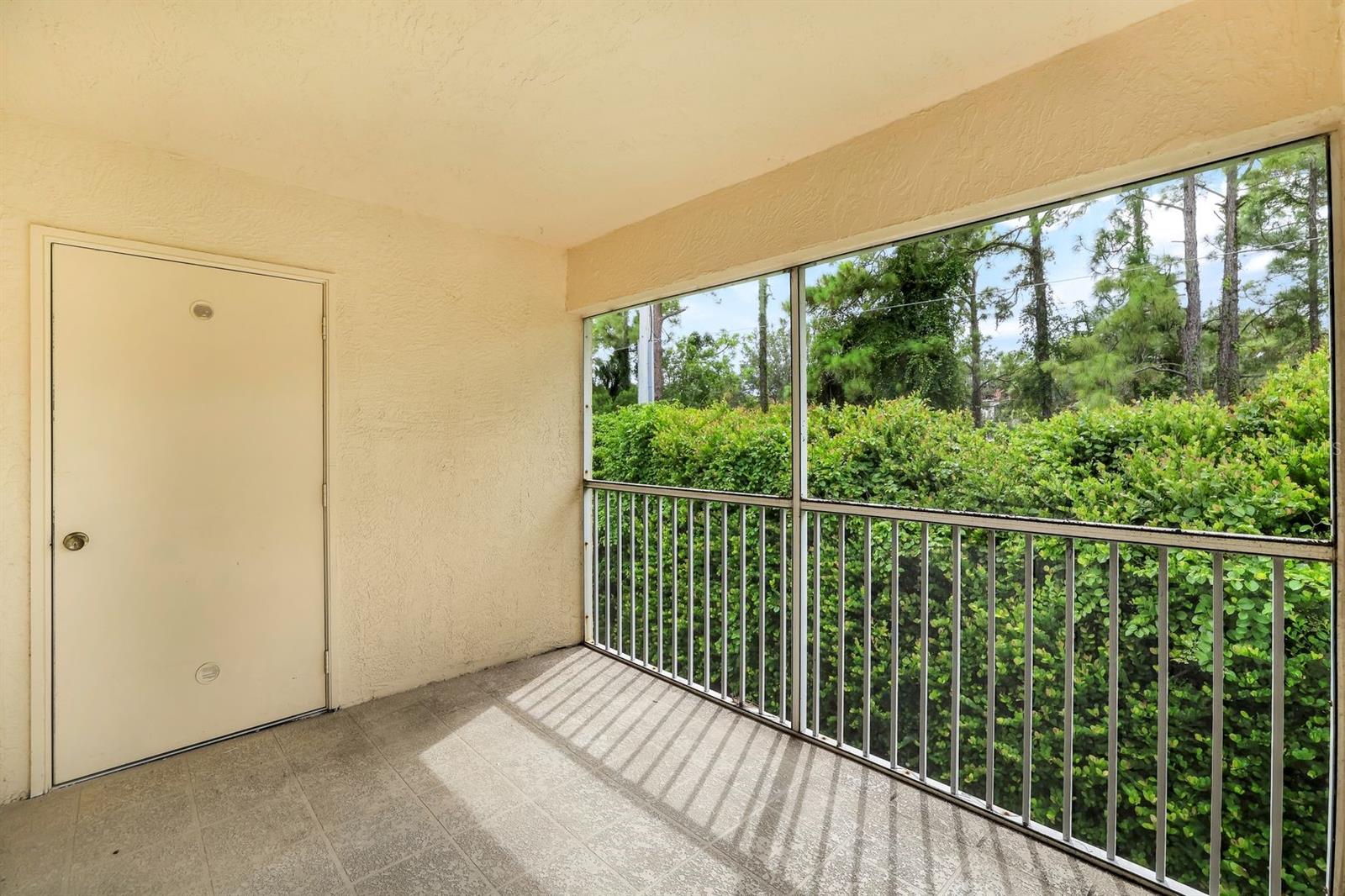 HUNTINGTON LAKES SIX - Residential