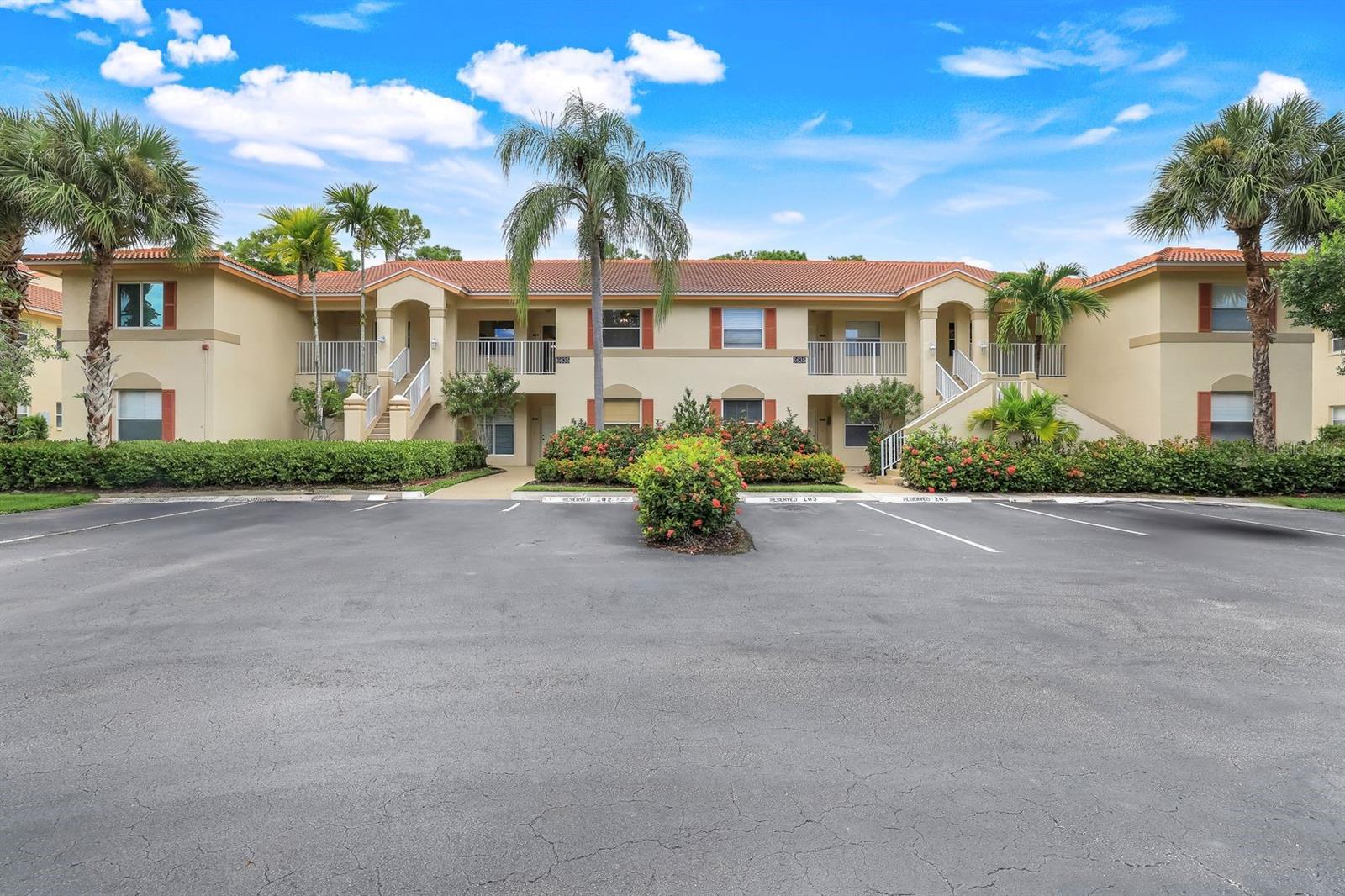 HUNTINGTON LAKES SIX - Residential