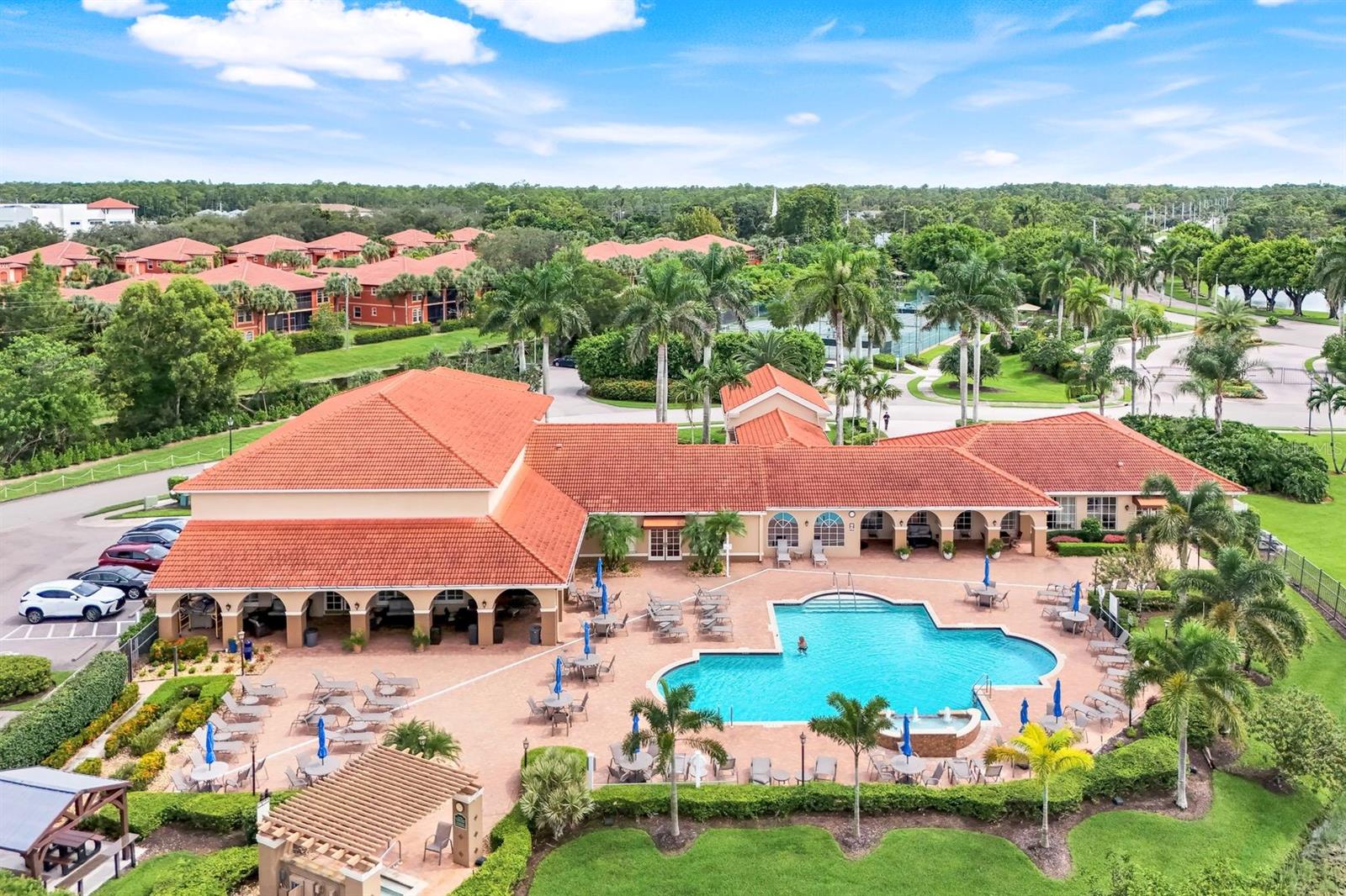 HUNTINGTON LAKES SIX - Residential