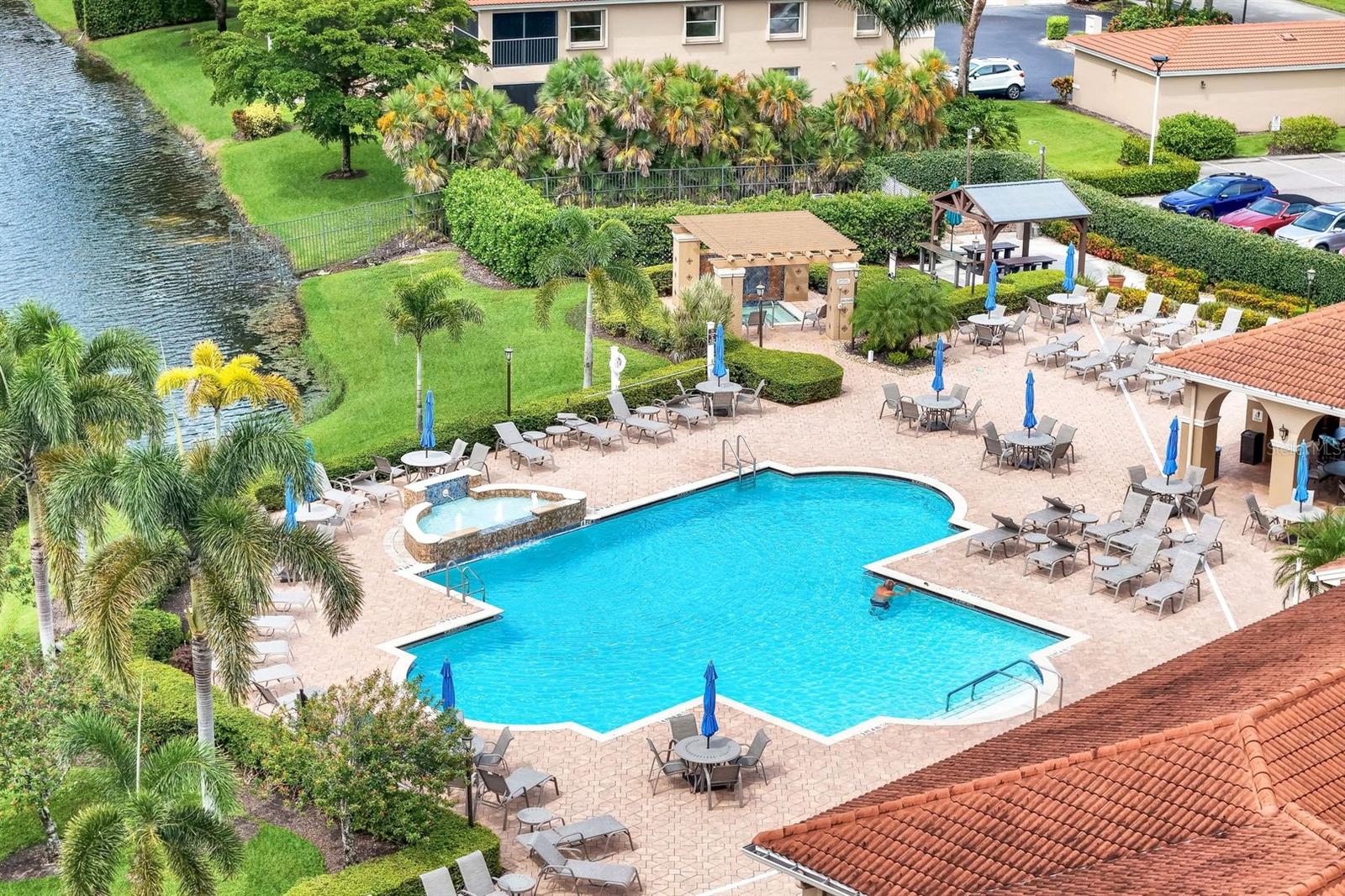 HUNTINGTON LAKES SIX - Residential