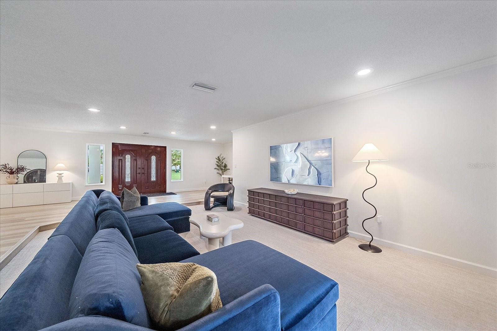 FRST LAKES COUNTRY CLUB ESTATES - Residential