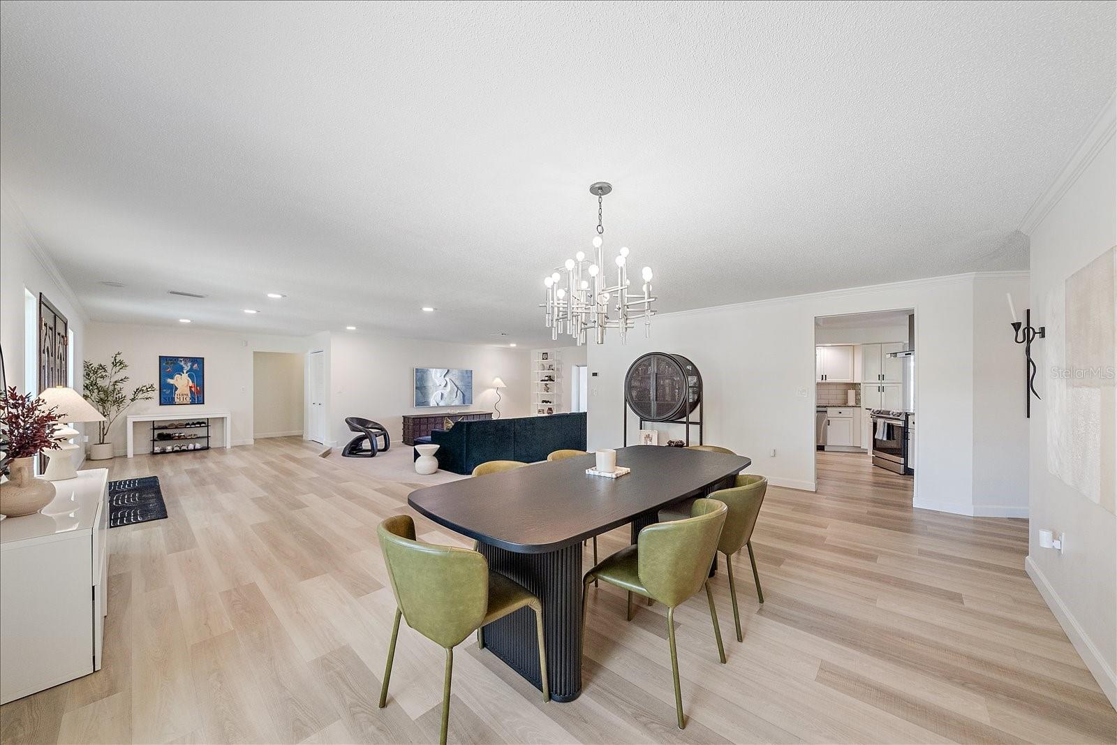 FRST LAKES COUNTRY CLUB ESTATES - Residential