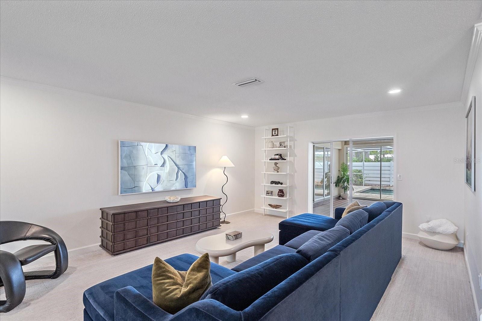 FRST LAKES COUNTRY CLUB ESTATES - Residential