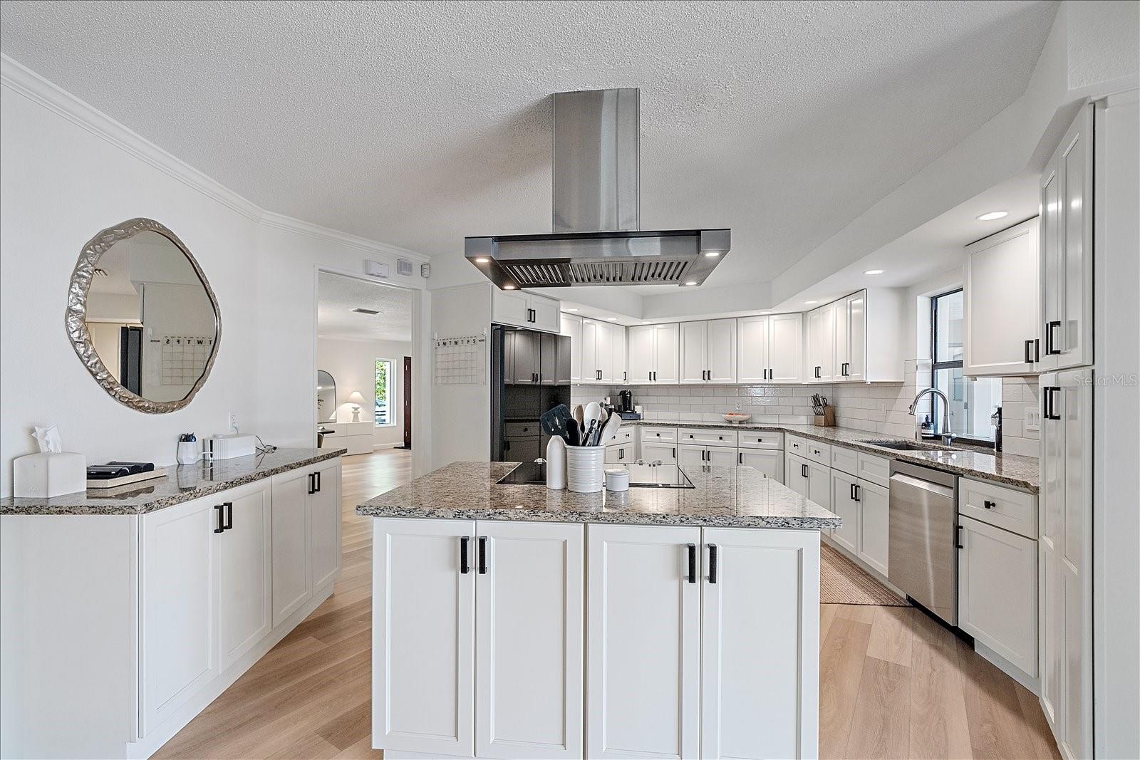 FRST LAKES COUNTRY CLUB ESTATES - Residential