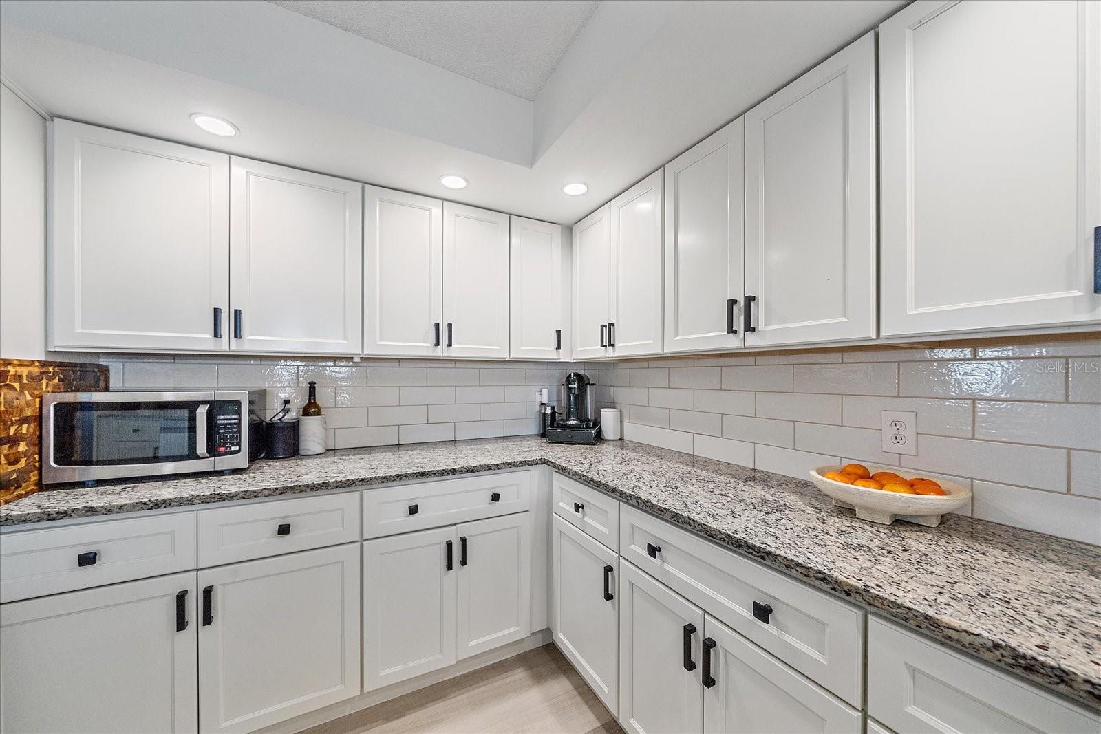 FRST LAKES COUNTRY CLUB ESTATES - Residential