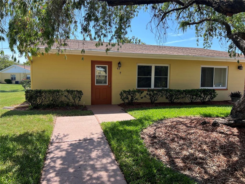 Photo of 401 Dorchester Place #62, Sun City Center, FL 33573 (MLS # TB8345441)