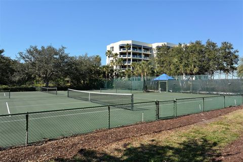 A home in LONGBOAT KEY