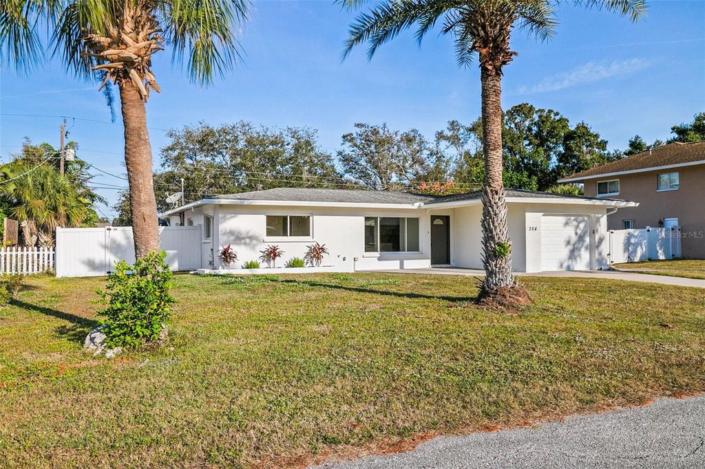 Photo of 354 Burke Road, Venice, FL 34293 (MLS # A4674658)