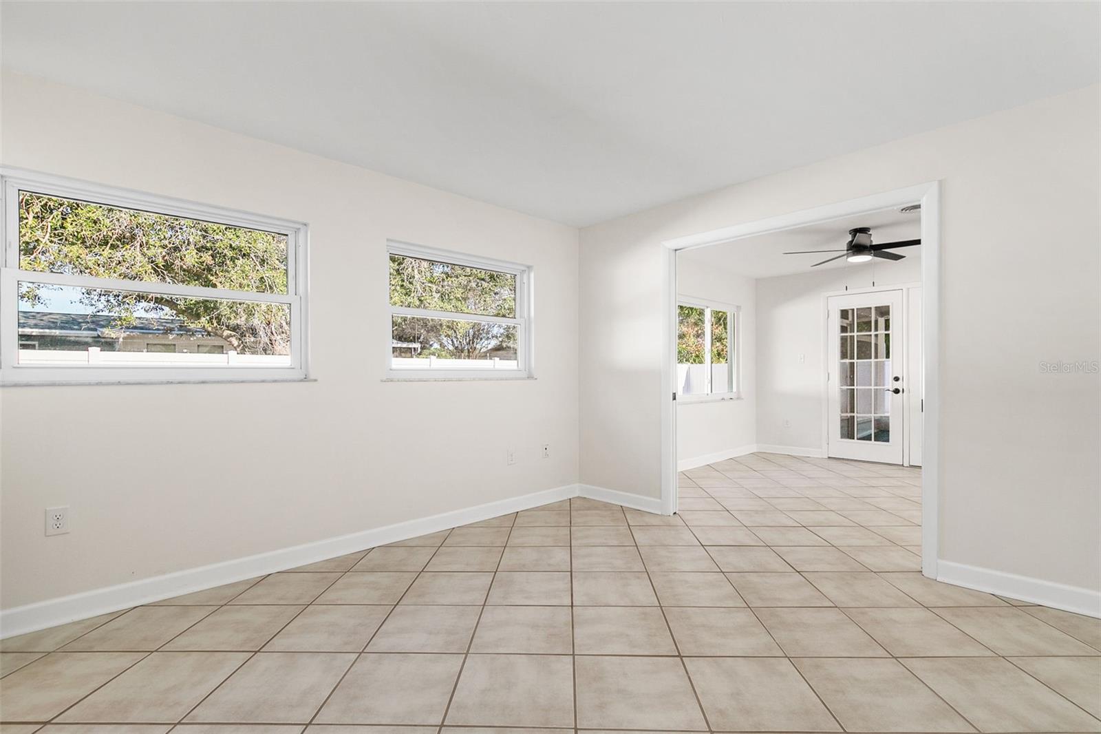 SOUTH VENICE - Residential