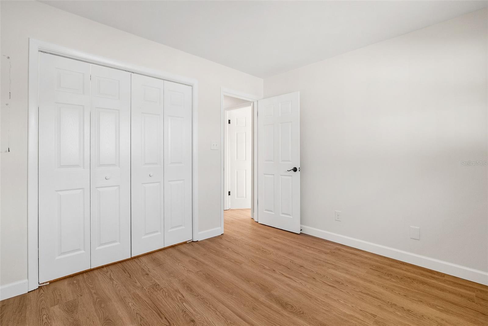 SOUTH VENICE - Residential