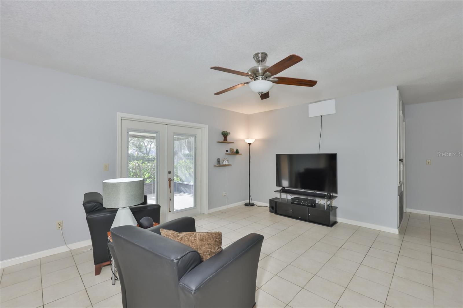 BLOOMINGDALE SECTION A UNIT 1V - Residential