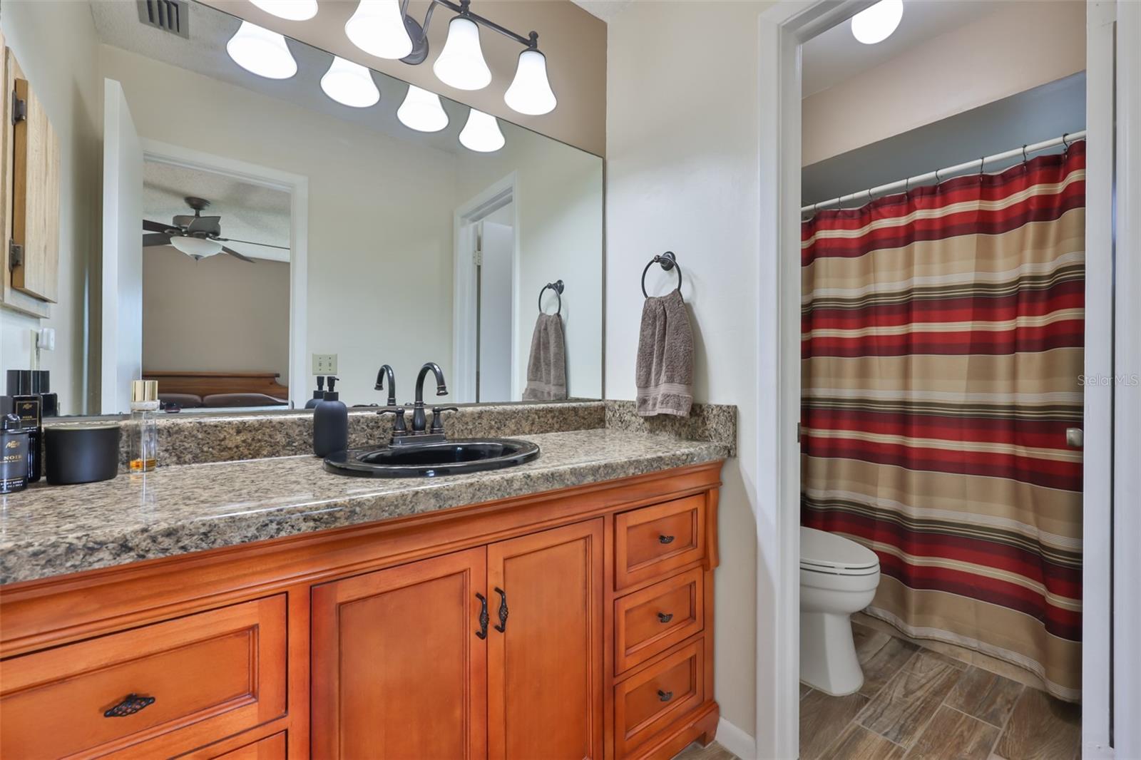 BLOOMINGDALE SECTION A UNIT 1V - Residential