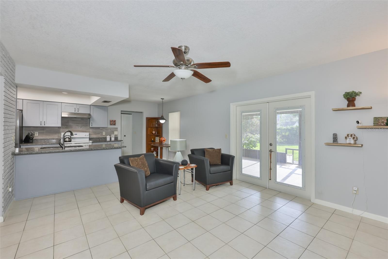 BLOOMINGDALE SECTION A UNIT 1V - Residential