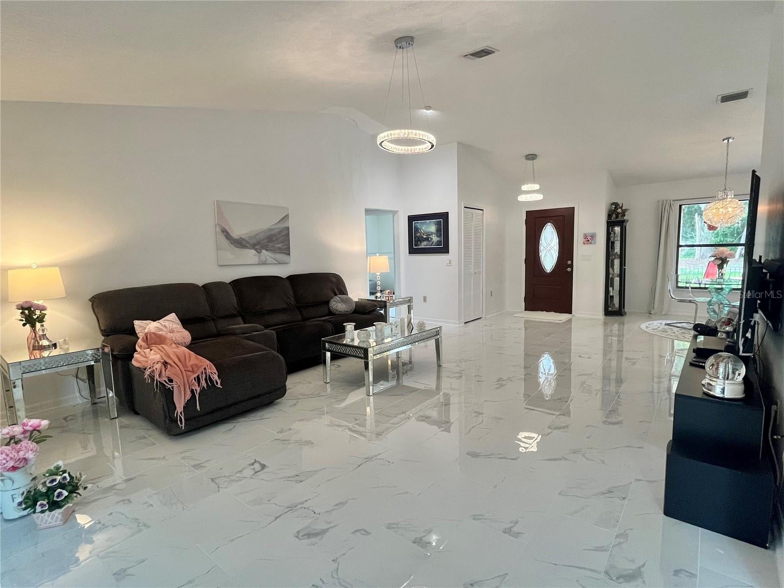 35049 SILVER OAK DRIVE