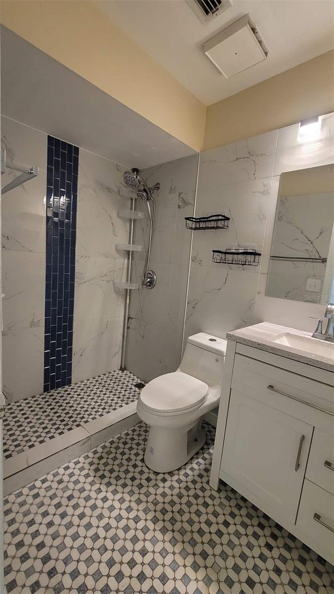 RICH MOOR VILLAS AT GOLDENROD - Residential