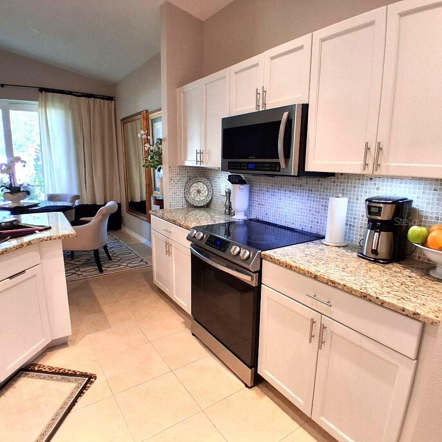CASCADES AT SARASOTA PH V - Residential