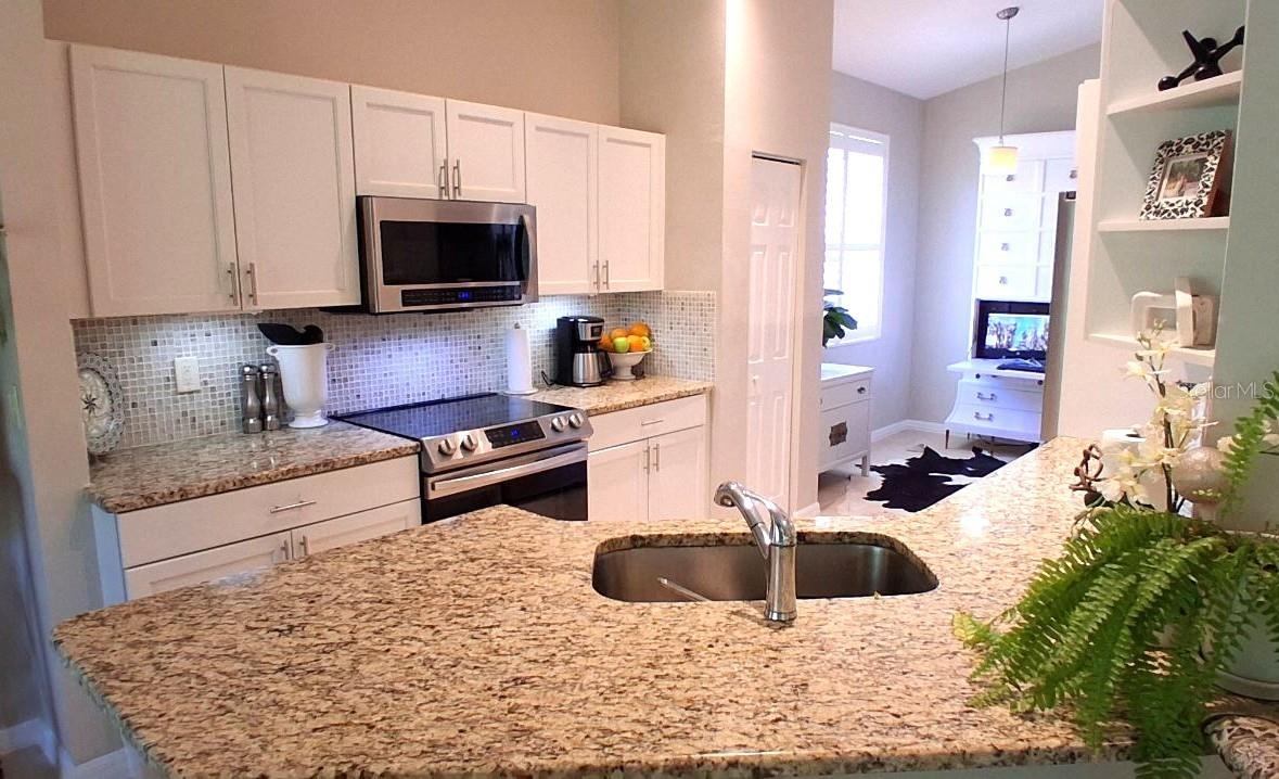 CASCADES AT SARASOTA PH V - Residential