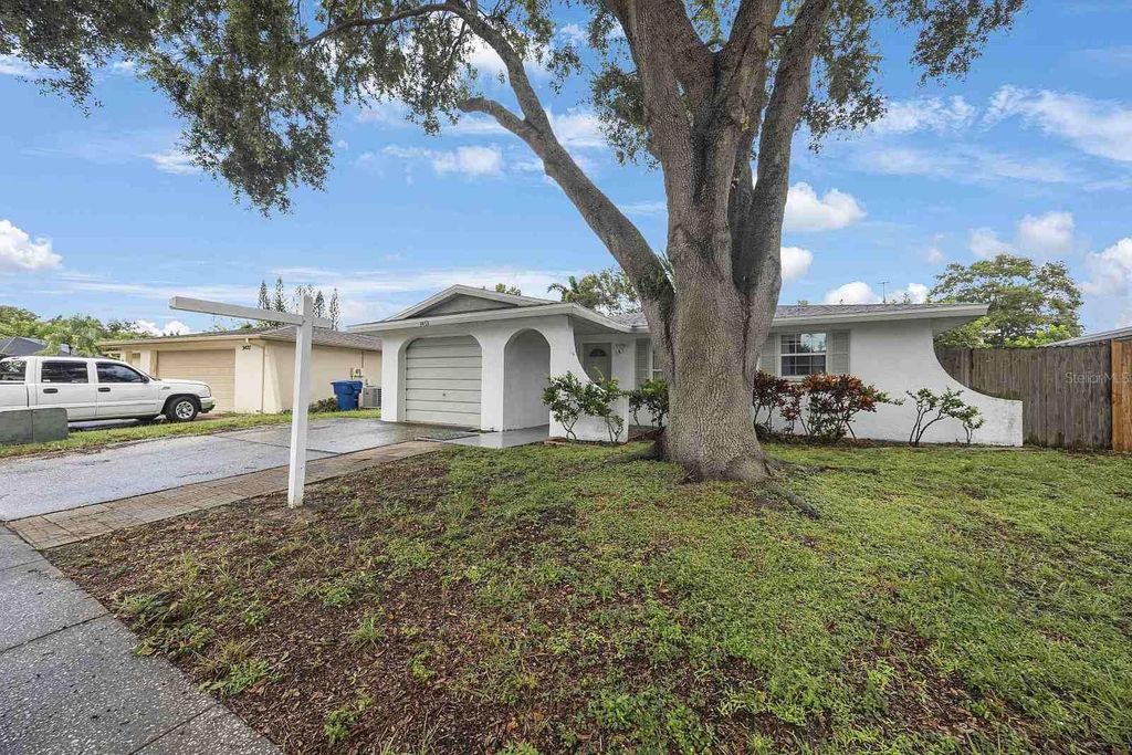 Photo of 3453 6th Avenue SE, Largo, FL 33771 (MLS # TB8422473)