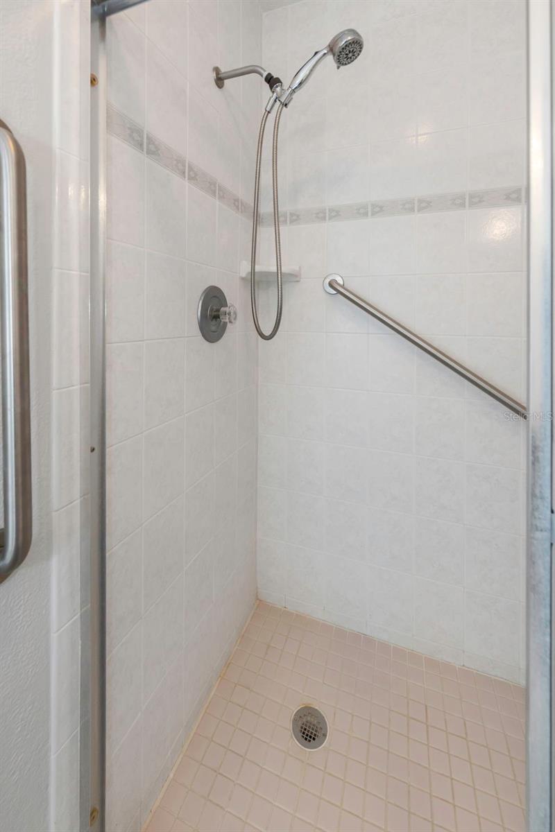 MAINLANDS OF TAMARAC BY THE GULF UNIT 5 PH 3 CONDO - Residential