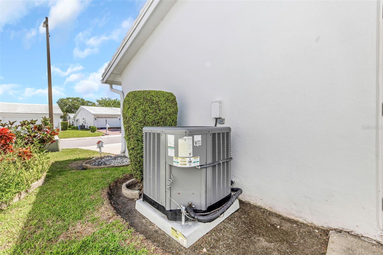 MAINLANDS OF TAMARAC BY THE GULF UNIT 5 PH 3 CONDO - Residential