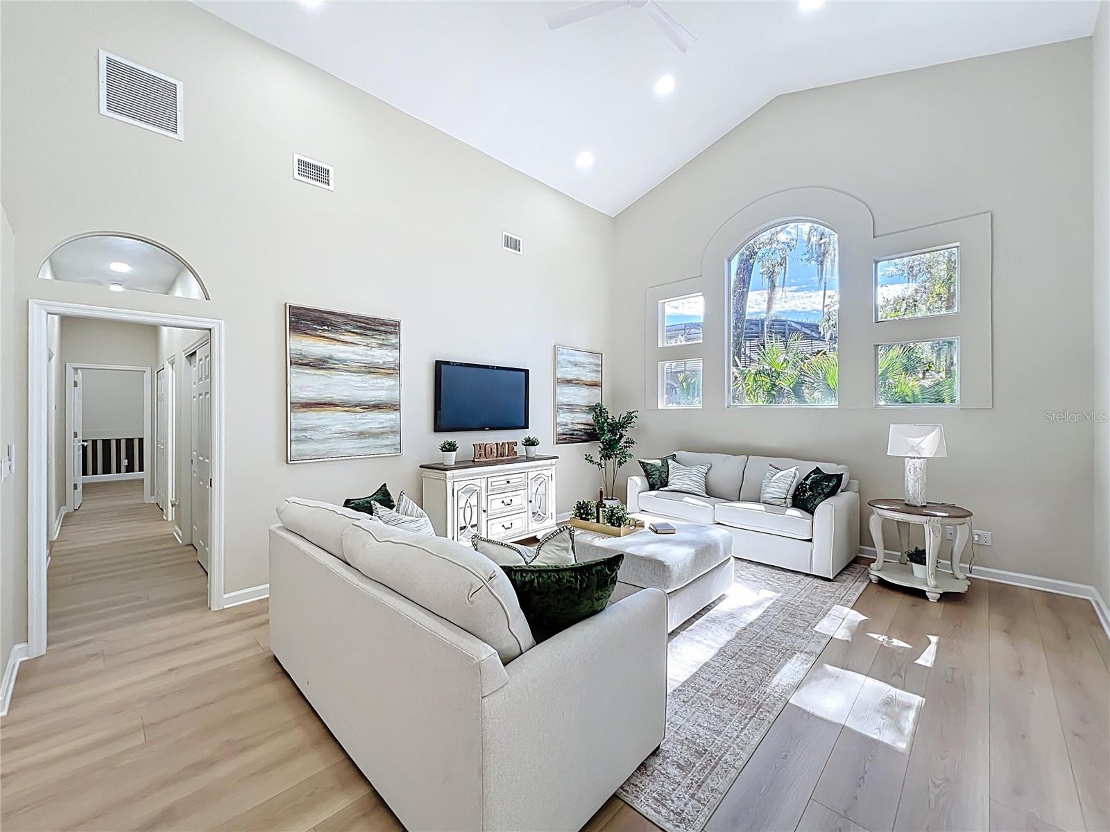 STONEBRIDGE - Residential