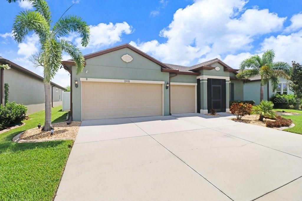 Photo of 13918 Galway Sand Road, Riverview, FL 33579 (MLS # TB8413069)