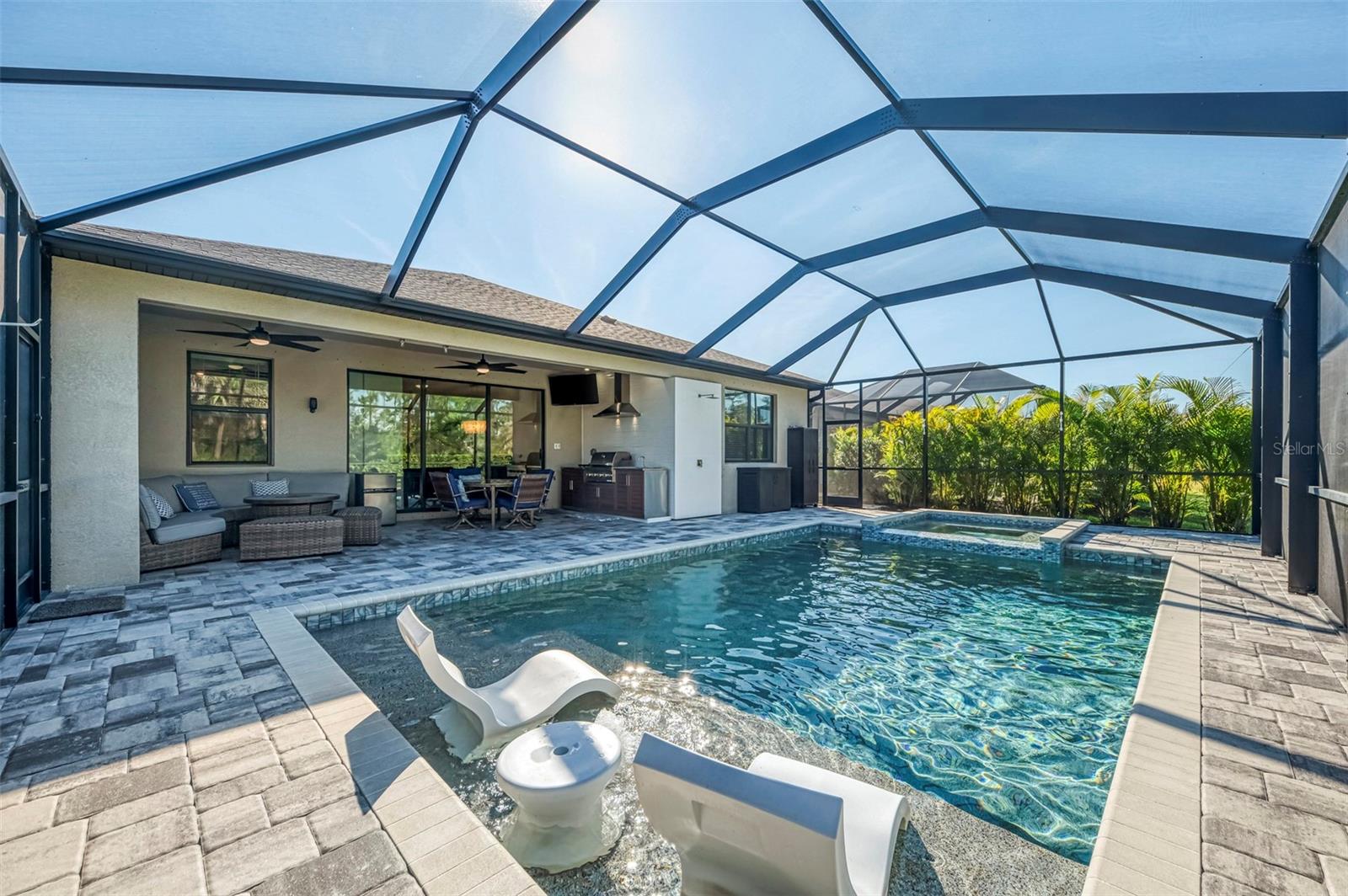 BISCAYNE LNDG II - Residential