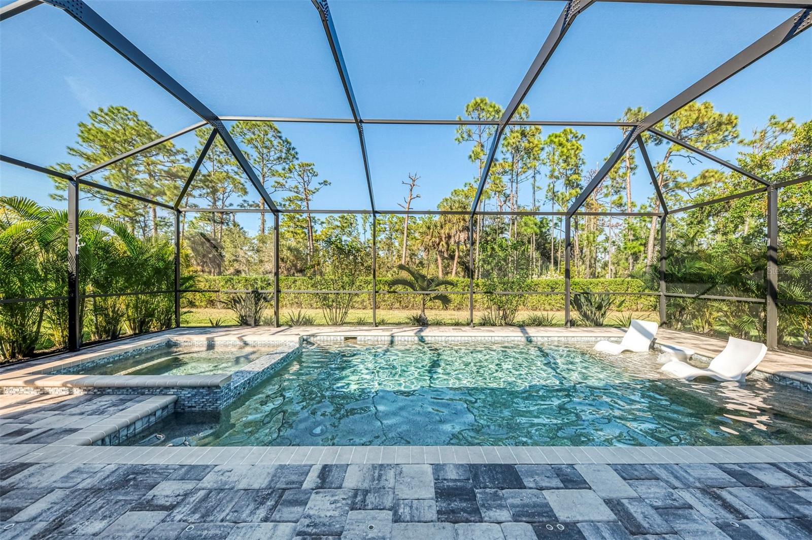 BISCAYNE LNDG II - Residential