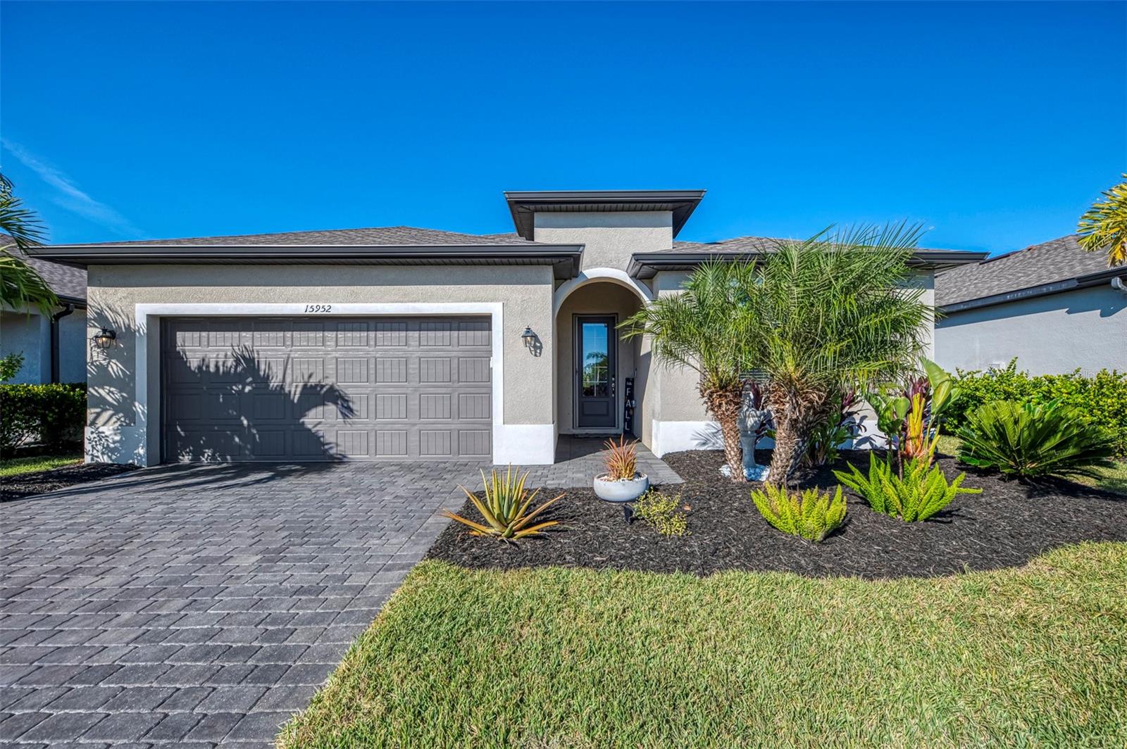 15952 HONEY SUCKLE STREET