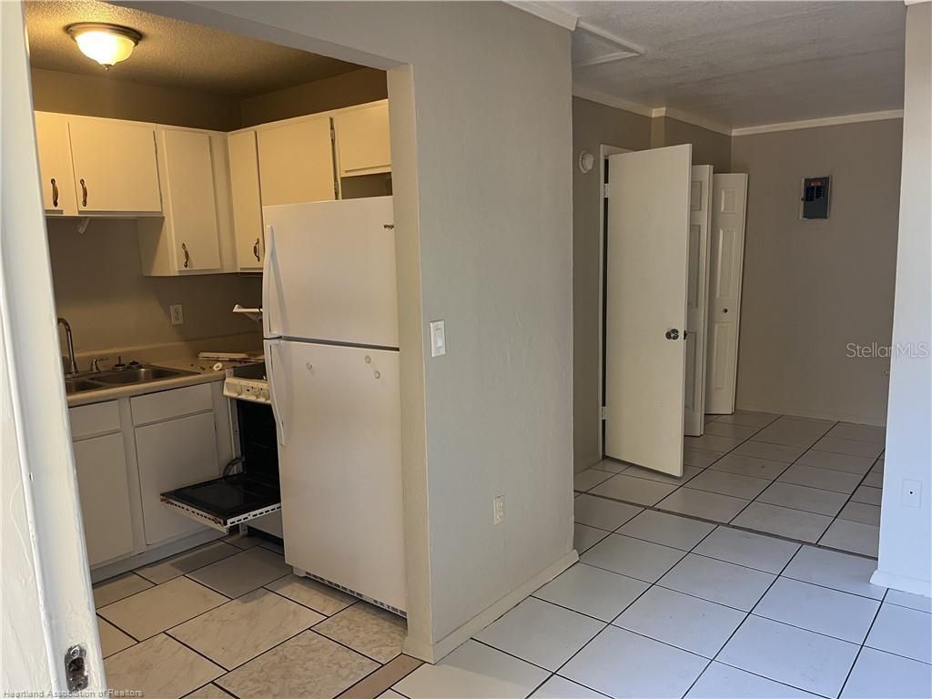 Photo of 231 S Orange Street, Sebring, FL 33870 (MLS # L4959647)