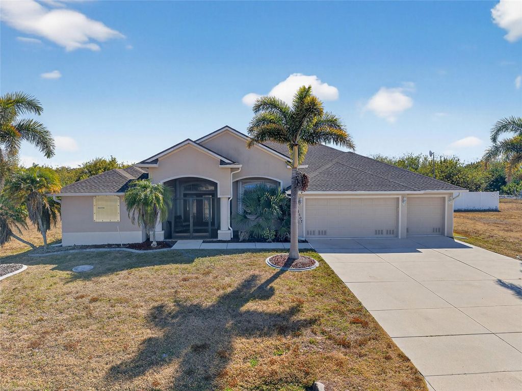 Photo of 15507 Aqua Circle, Port Charlotte, FL 33981 (MLS # C7521131)