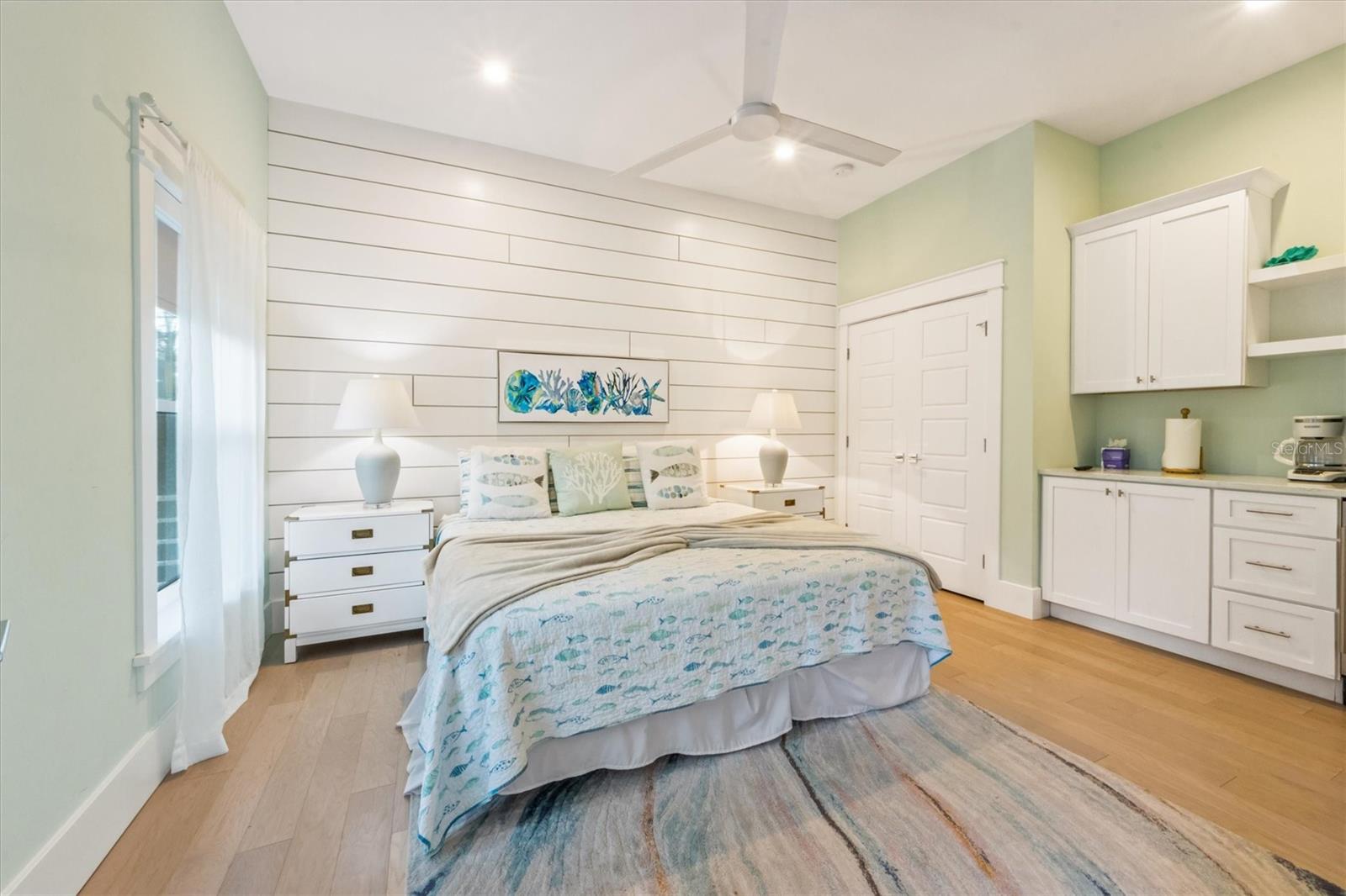 ANNA MARIA BEACH - Residential