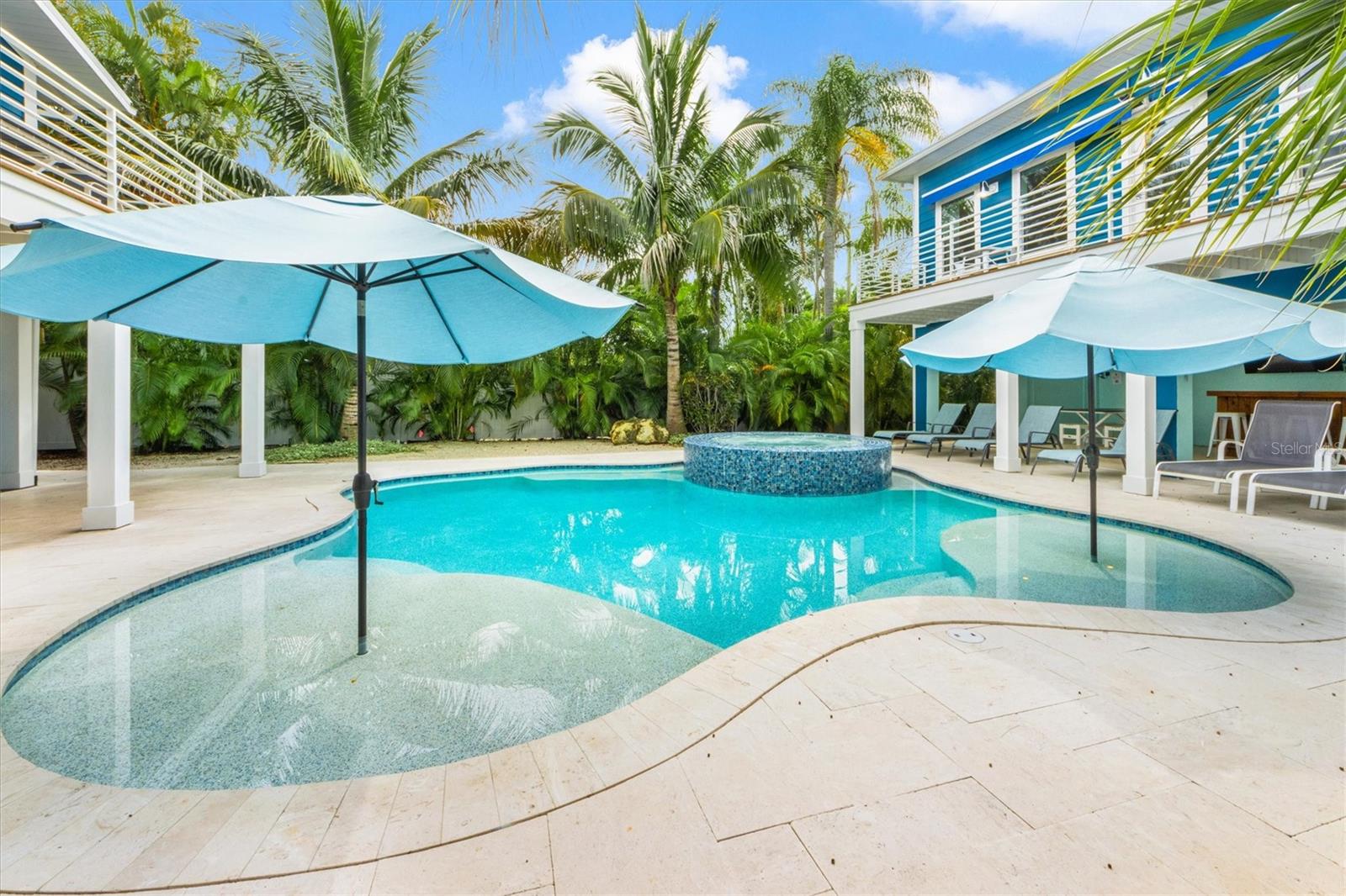 ANNA MARIA BEACH - Residential