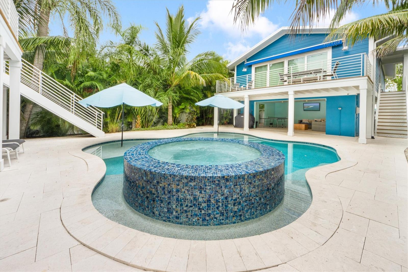 ANNA MARIA BEACH - Residential